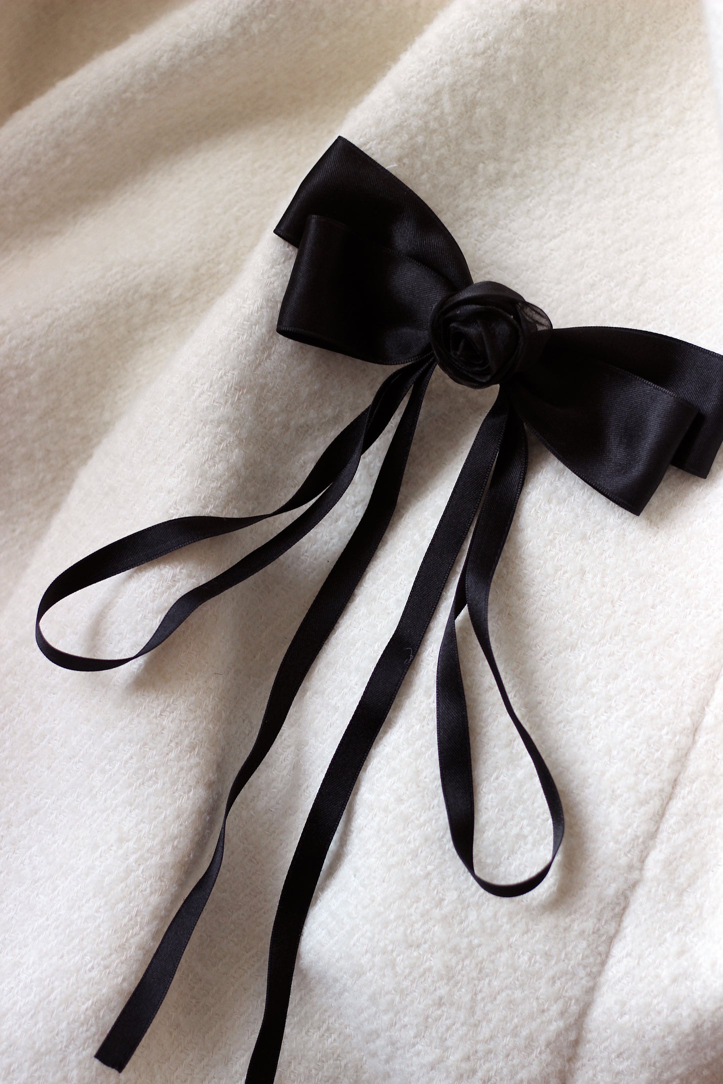 The Black Rose Bow Barrette